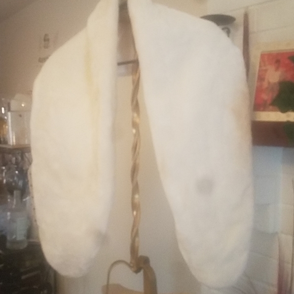 Shall - Picture 2 of 4